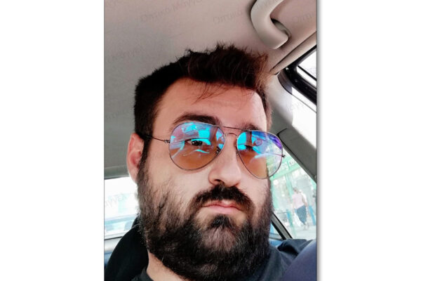Our Work with Essilor Transitions XTRActive Style Mirrors Blue on RayBan 3025 Aviator 62mm Sunglasses ph02