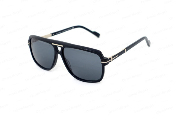 pierre-leman-2066-c01-black-gold-ESM-ph1