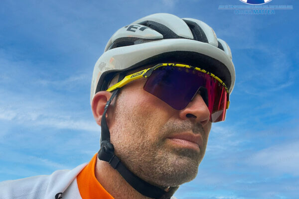 oakley-oo9465-946518-sutro-lite-sweep-tour-de-france-TDF-2023-ph1